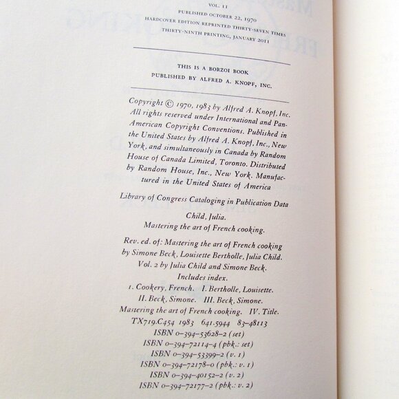 JULIA CHILD FRENCH COOKBOOKS, 2 VOL MASTERING THE ART OF FRENCH COOKING; IN CASE - Picture 7 of 8